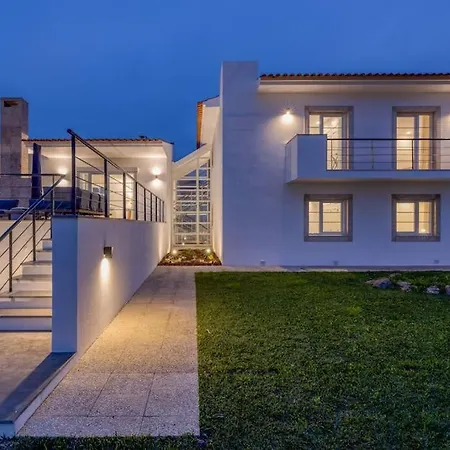 Amazing Front Sea House - Azenhas Do Mar - Sintra Villa