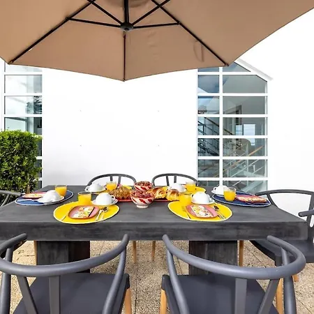 Amazing Front Sea House - Azenhas Do Mar - Sintra Villa